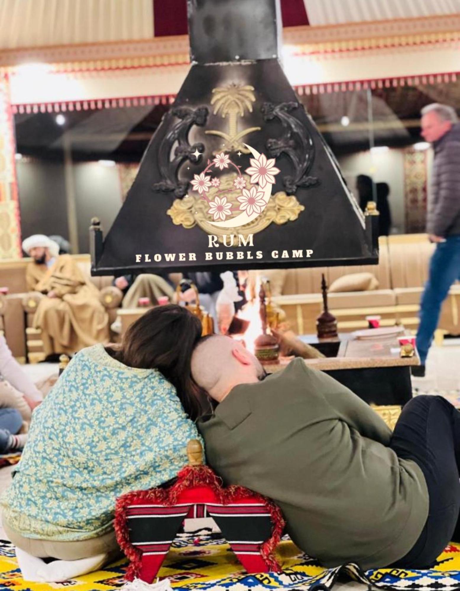 Rum Flower Bubbles Luxury Camp ワディ ・ラム エクステリア 写真