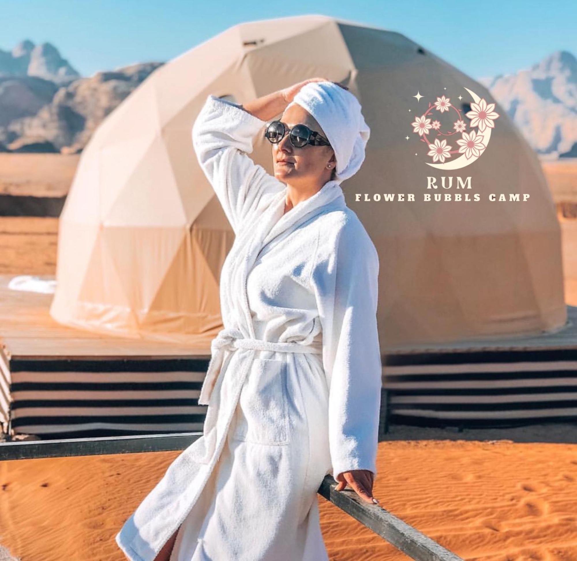 Rum Flower Bubbles Luxury Camp ワディ ・ラム エクステリア 写真